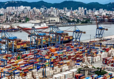 Governo Lula garante R$ 18,5 bilhões para proteger empresas contra tarifas norte-americanas